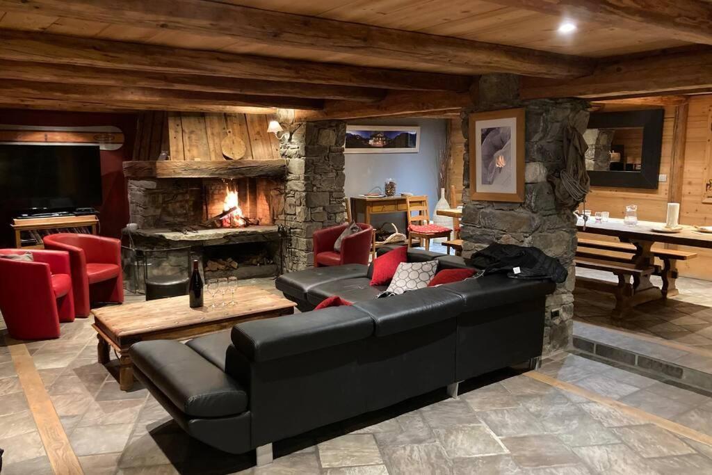 Paisible Chalet Montagne Avec Option Jacuzzi Séez Εξωτερικό φωτογραφία